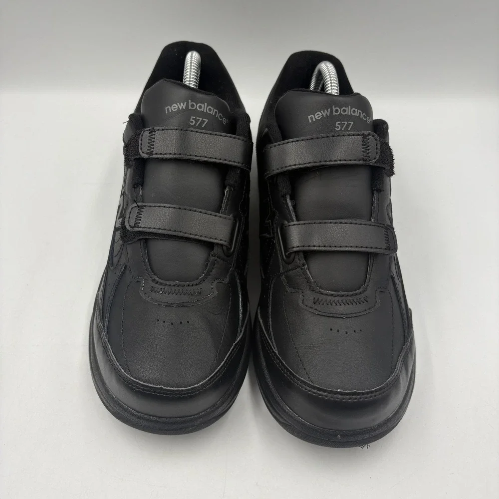 New Balance 577 Walking Shoes Womens Size‎ 9 Black Leather Comfort Sneakers